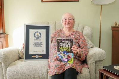 Gaming grandmother grabs Guinness record for Fortnite streaming
