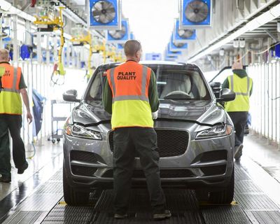 UK ‘losing up to £6.5bn a year in EU trade’ without post-Brexit product deal