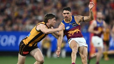 Wet and wild: AFL grand final shapes as soggy affair