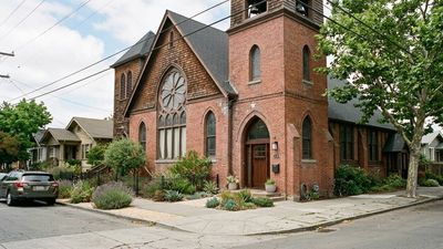 Abandoned Church Becomes Home: Oakland couple remakes 3,845-sq-ft sanctuary; adaptive reuse trend grows