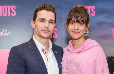 Alison Brie reunited 'little dinosaur' with its family