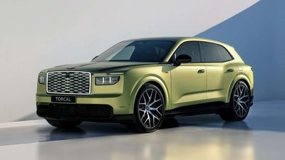 Bentley Abandons 2030 EV Deadline, Keeps Gas Engines Alive