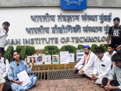 Student suicide: Youth Congress seeks arrest of IIT Bombay director and Prof Doolla, impartial probe