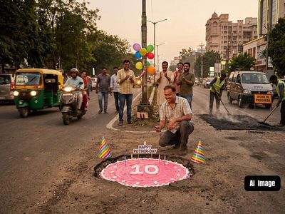 Nagpur pothole gets a ‘10th birthday’ celebration, road repaired in just a day after viral video