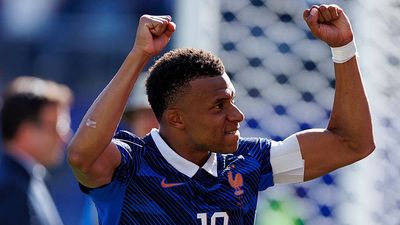 Zinedine Zidane Begins France Era With Surprise Kylian Mbappe Experiment