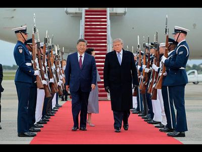 Jimmy Fallon turns Donald Trump’s airport welcome for Xi Jinping into an ‘Uber Trump’ ad, calls him 'perfect Uber driver'