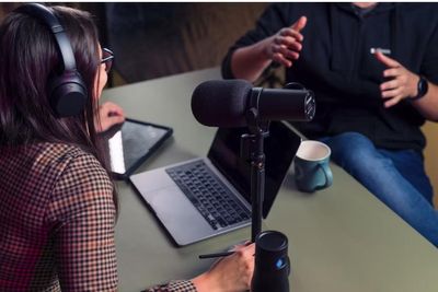 MAGA Podcasters Lose Interest in Trump as Mentions of the President Fall Nearly 70% Ahead of Midterms