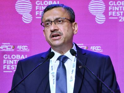 Banks likely to deploy FCNR(B) liquidity in coming months as festive credit demand rises: RBI Deputy Guv