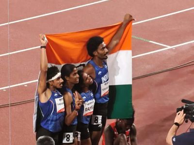 Vithya Ramaraj anchors India to mixed 4x400m silver at Asian Games