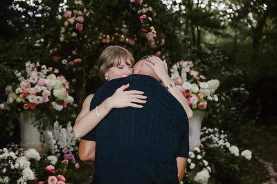 Expert Claims Taylor Swift Shows 'Possessive, Aggressive Body Language' To Show That Man Is Hers