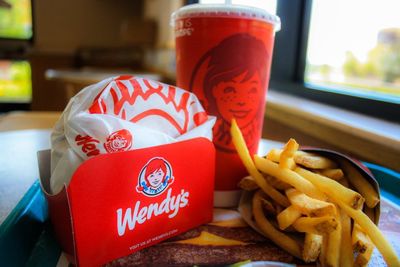 McDonald’s, Burger King or Wendy’s: Who Gives You the Most Food for $10?