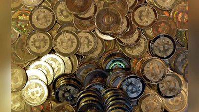 Bitcoin is down 55% from its peak - here's why Tom Lee predicts crypto bull run as $15.6 billion options expiry looms