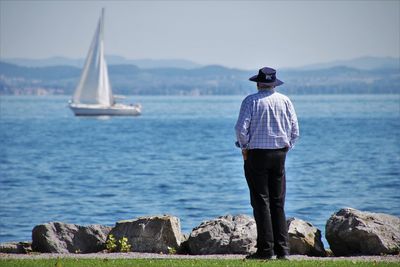 Social Security Could Face 26% Benefit Cuts by 2032 — Newly Retired Couples Could Lose $17K a Year