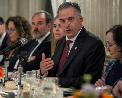Uruguay Positions Itself as South America's Safe Haven for Foreign Investments in New York