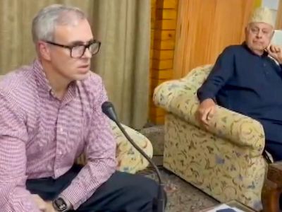 J-K CM moves resolution for full statehood restoration in assembly; BJP MLAs protest