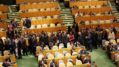 Protests and walkout as Netanyahu addresses the UN