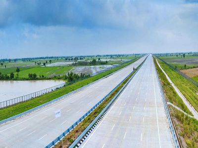 India road construction pace to slow to 21 km/day in FY27; state capex to outpace Centre: CareEdge