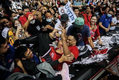 55,000 fans and nowhere to hide: what it’s like to play in basketball’s biggest arena