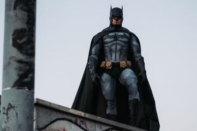 Man Dressed as Batman Chases Suspected Handbag Thief Before Scaling Wall To Recover Stolen Bag