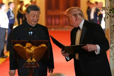 The Latest: Xi wraps up Washington visit with a trip to see the Constitution and Bill of Rights