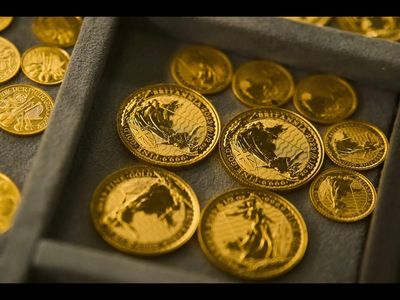 Gold price prediction: Gold rate down for weekly loss, silver price is up. Here's what to expect