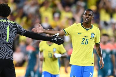 Premier League star rescues late draw for Brazil against Australia