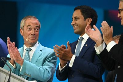 Reform government would prosecute refugee charity workers for ‘helping illegal migrants’