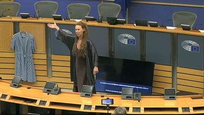 European Parliament pays tribute to Greek musician Pavlos Fyssas, far-right murder victim