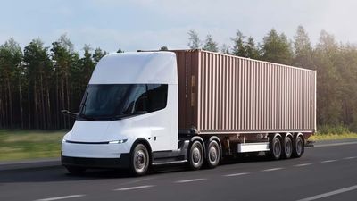 Tesla Finally Kicks Off Semi Deliveries As Diesel Prices Skyrocket