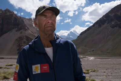 Sir Ranulph Fiennes’ family and friends call for urgent investigation into his care