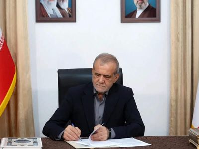 Iran president says supreme leader backs new plan to reopen Hormuz