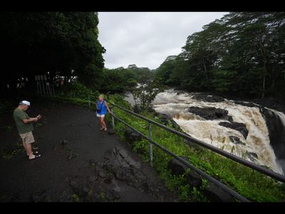 New York, New Jersey, Boston, New England, Delaware, Long Island, Rhode island face flood, heavy rains, strong winds, flight cancellations, disrupted transport services, thousands without electricity in U.S. East Coast