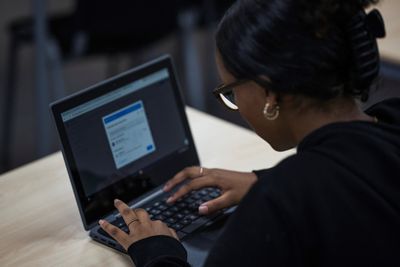 Dominican Republic Offers 300 Scholarships to NYC Youth: What Applicants Need to Know