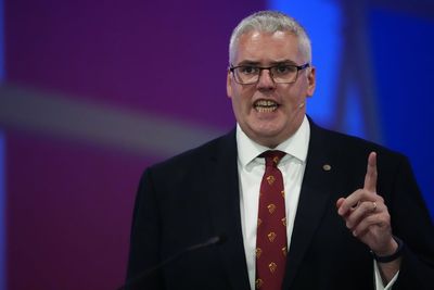 DUP chief hails unionist unity over Drumcree as something to build on