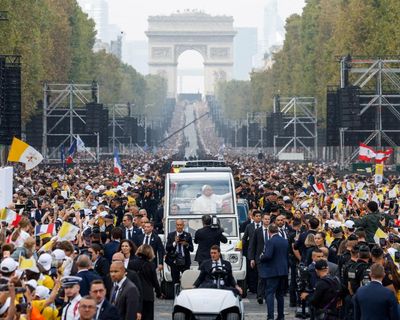 Pope Leo celebrates open-air mass before 700,000 people in Paris