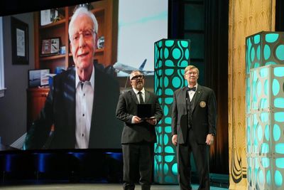 ‘Miracle on the Hudson’ pilot Chesley Sullenberger inducted into US Aviation Hall of Fame