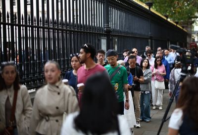 British Museum apologises after chaotic queues leave Bayeux Tapestry ticket holders waiting for hours