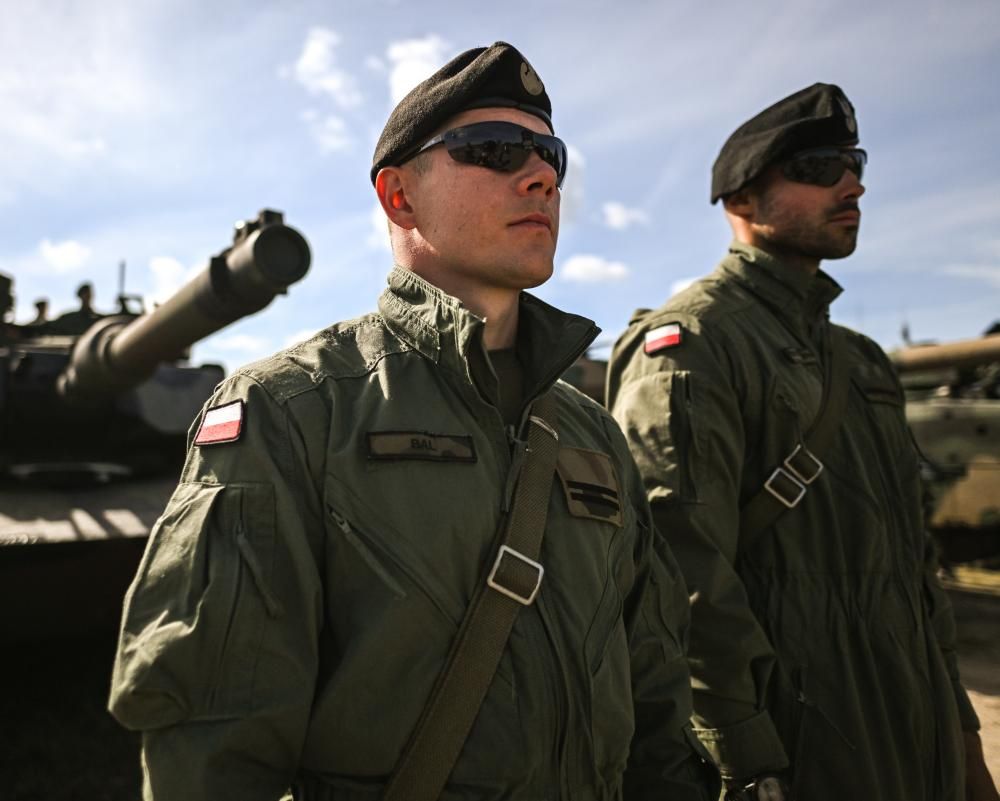 Poland accelerates military manufacturing amid rising defense spending - News Directory 3