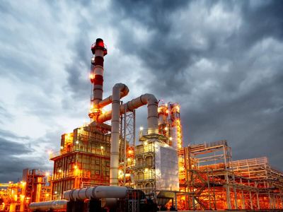 Petronet to pay directors up to 1% of profit as commission
