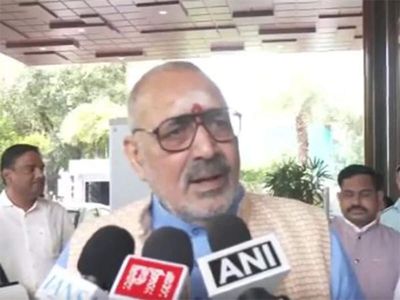 "Jinnahs born again, Owaisi one of them": Giriraj Singh slams opposition amid SIR row