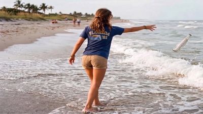 Message In A Bottle Discovery: note drifts 36 years to Georgia; finder tracks down sender