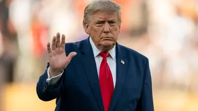 Trump showed Xi Jinping his new driveway and ballroom. Then Bill Maher mocked the whole thing: ‘It’s like showing Gordon Ramsay how to reheat pizza’
