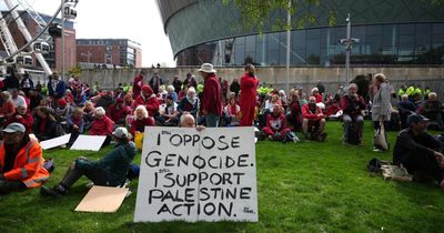 Arrests during pro-Palestine Action protest outside Labour conference