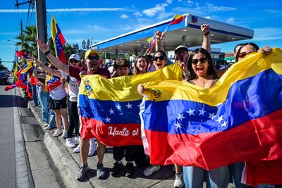Venezuela Talks Lock In Round 3 for October, Collides With Doral's TPS Deadline