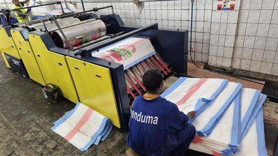Inside the business of gony bags, Madagascar's ubiquitous plastic sacks