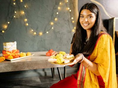 Festive Makeup Season Is Coming: 7 Skin Prep Mistakes That Can Turn a Glow Into Breakouts