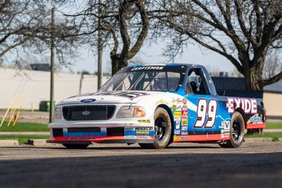 Kurt Busch buys NASCAR truck from his rookie season for $110,000 at auction