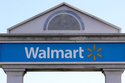 Walmart vows no surge pricing as digital shelf tags sweep stores