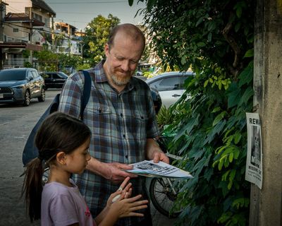 Crushed review – Steve Oram is priestly lead in harrowing Bangkok-set child-abduction thriller