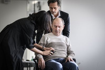 AbbVie's Once-Daily Parkinson's Pill Juvmo Wins FDA Approval, with Nausea, Dizziness, and Headache Common in Trials
